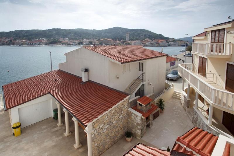 Apartments Tisno - Villa Mare Dış mekan fotoğraf