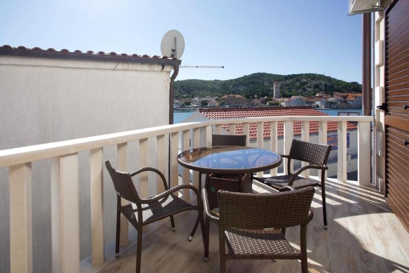 Apartments Tisno - Villa Mare Dış mekan fotoğraf