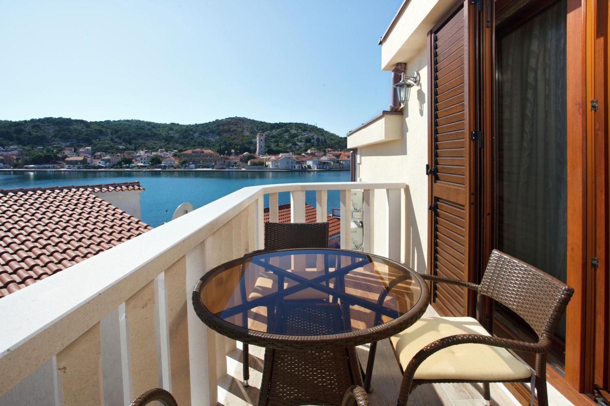 Apartments Tisno - Villa Mare Dış mekan fotoğraf