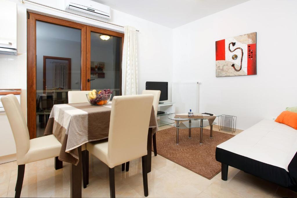 Apartments Tisno - Villa Mare Oda fotoğraf