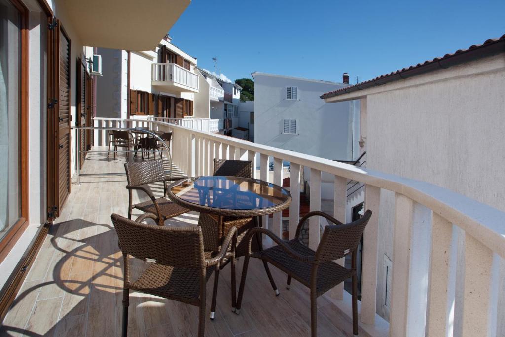 Apartments Tisno - Villa Mare Oda fotoğraf